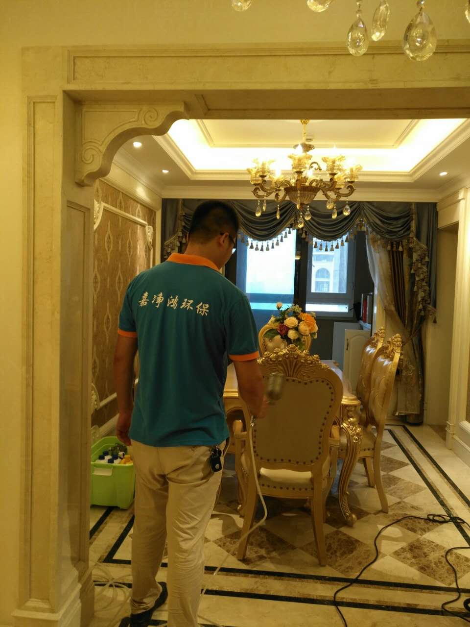 武漢市嘉凈鴻環(huán)?？萍加邢薰? style=