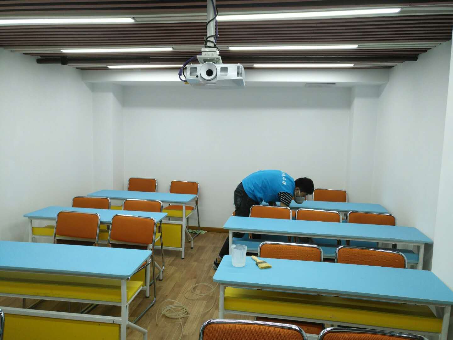 武漢市嘉凈鴻環(huán)?？萍加邢薰? style=