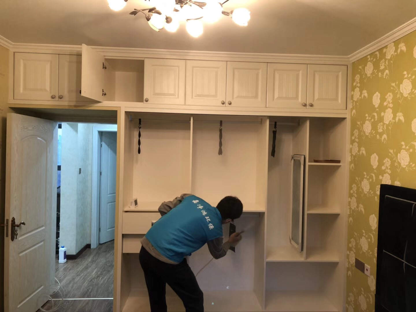 武漢市嘉凈鴻環(huán)?？萍加邢薰? style=