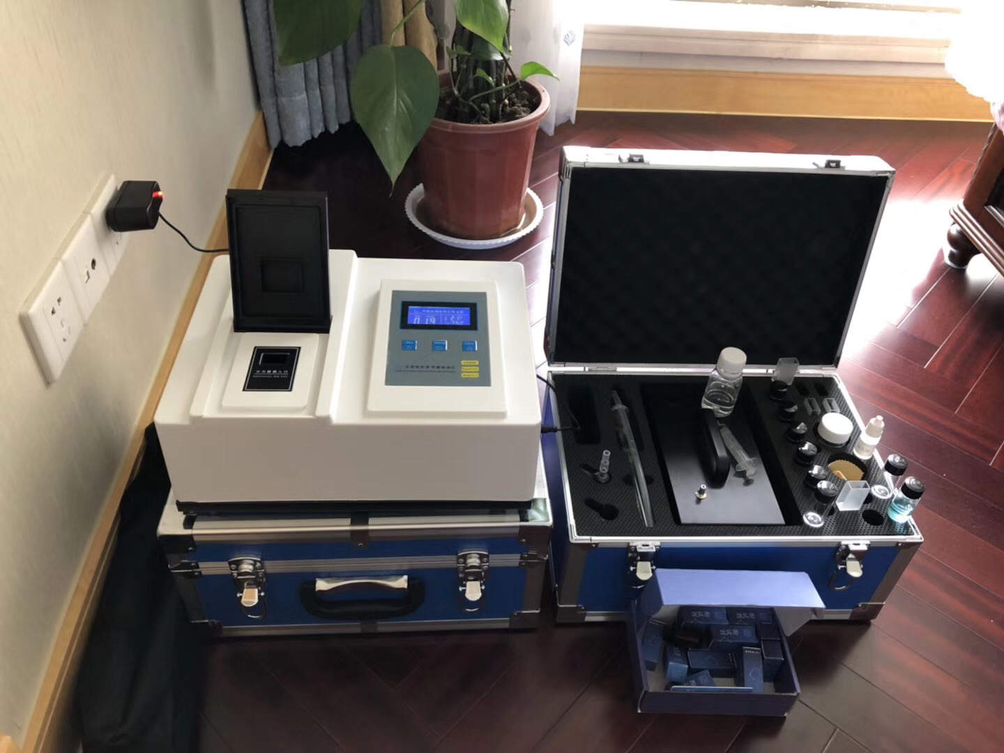 武漢市嘉凈鴻環(huán)?？萍加邢薰? style=