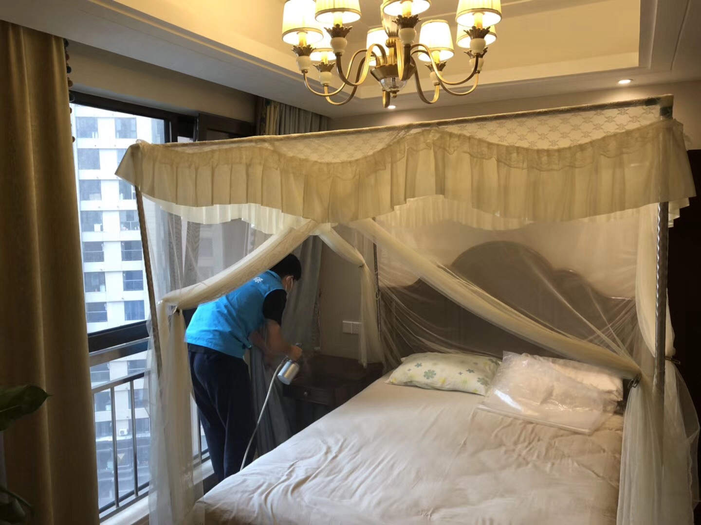 武漢市嘉凈鴻環(huán)?？萍加邢薰? style=