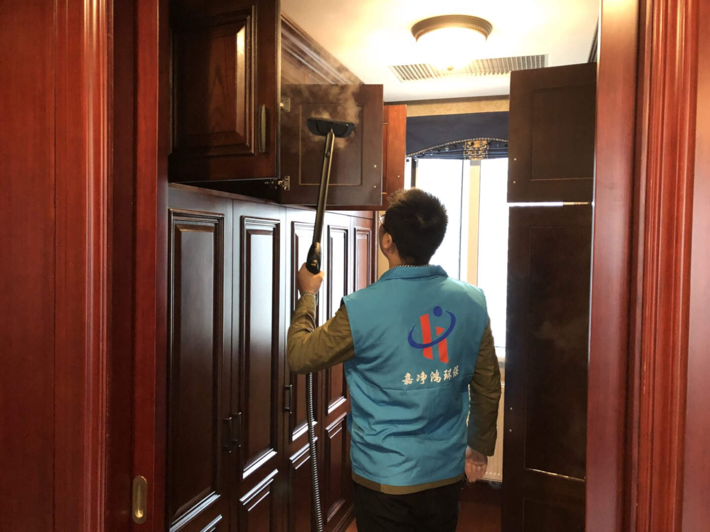 武漢市嘉凈鴻環(huán)?？萍加邢薰? style=