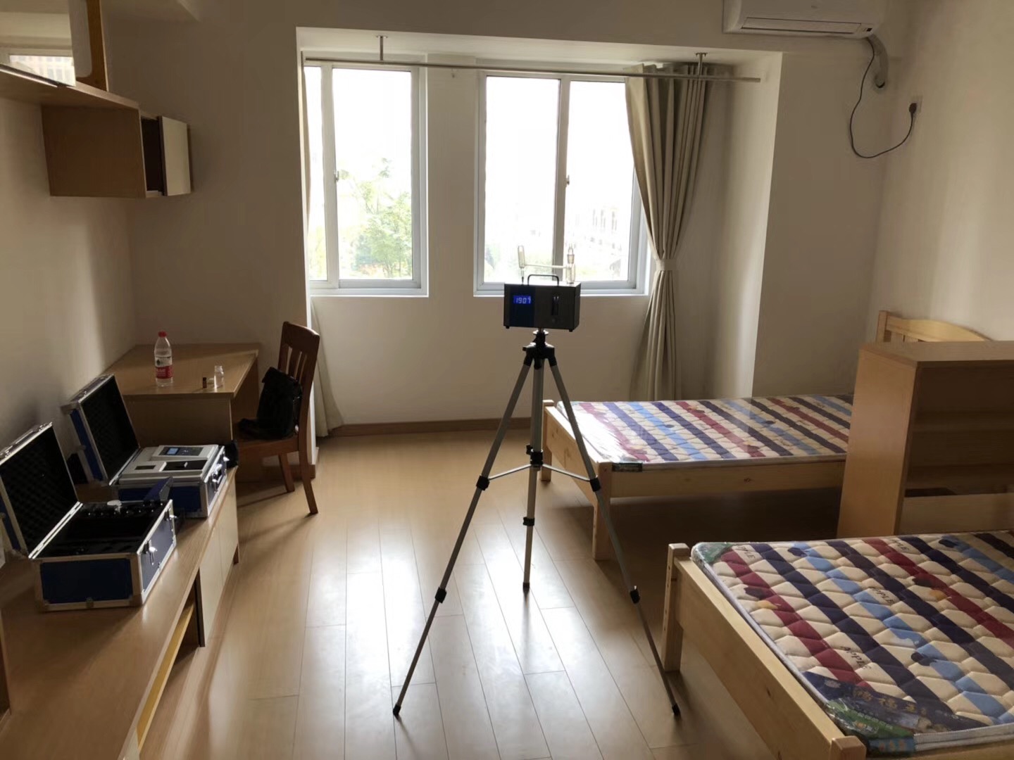 武漢市嘉凈鴻環(huán)?？萍加邢薰? style=