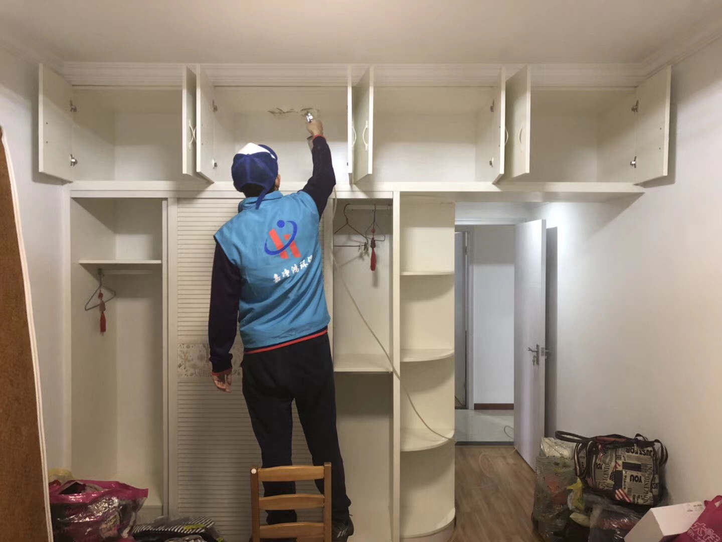 武漢市嘉凈鴻環(huán)?？萍加邢薰? style=