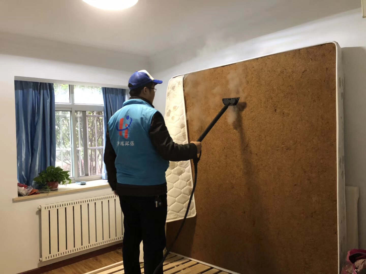 武漢市嘉凈鴻環(huán)?？萍加邢薰? style=