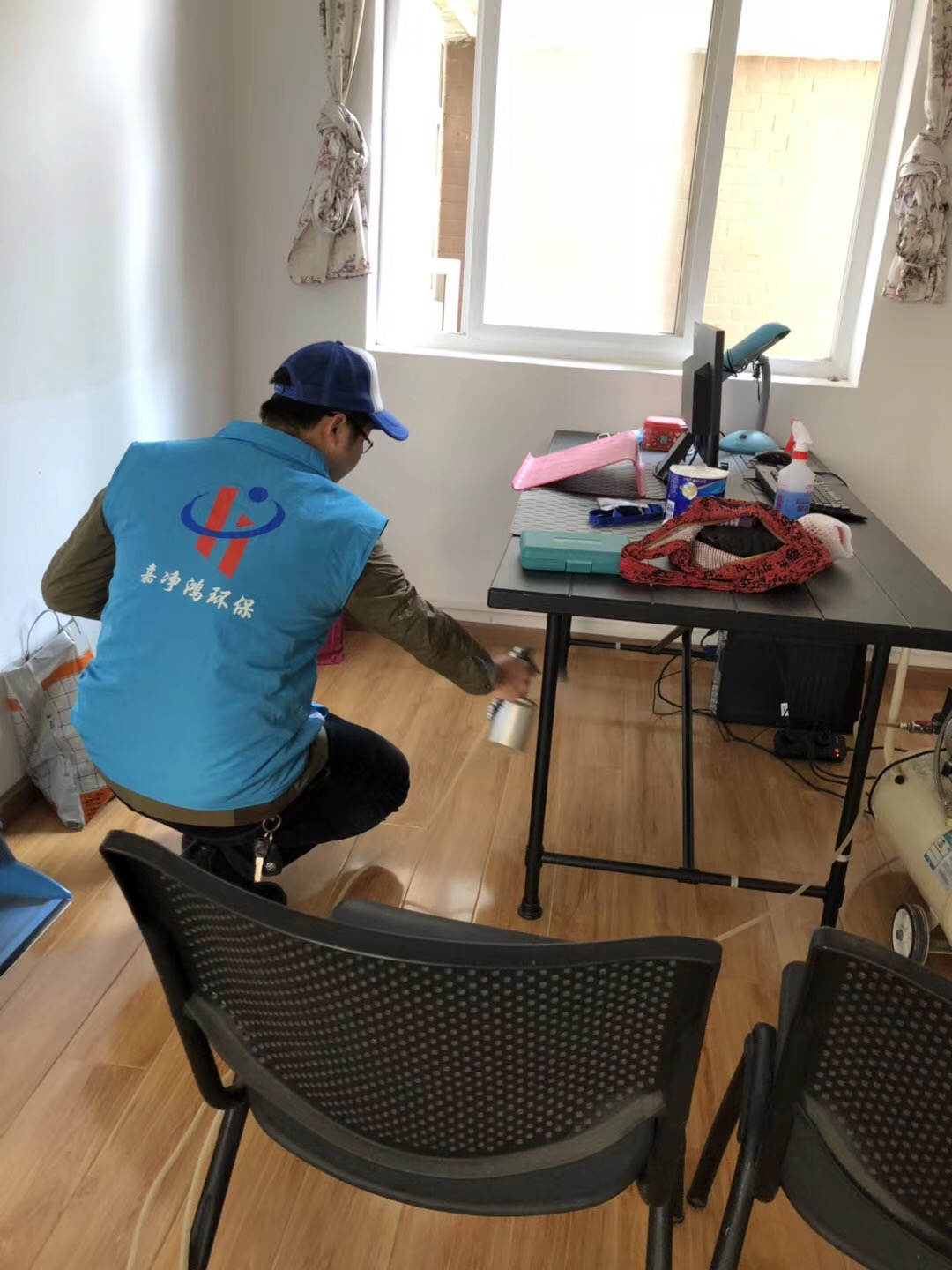 武漢市嘉凈鴻環(huán)?？萍加邢薰? style=