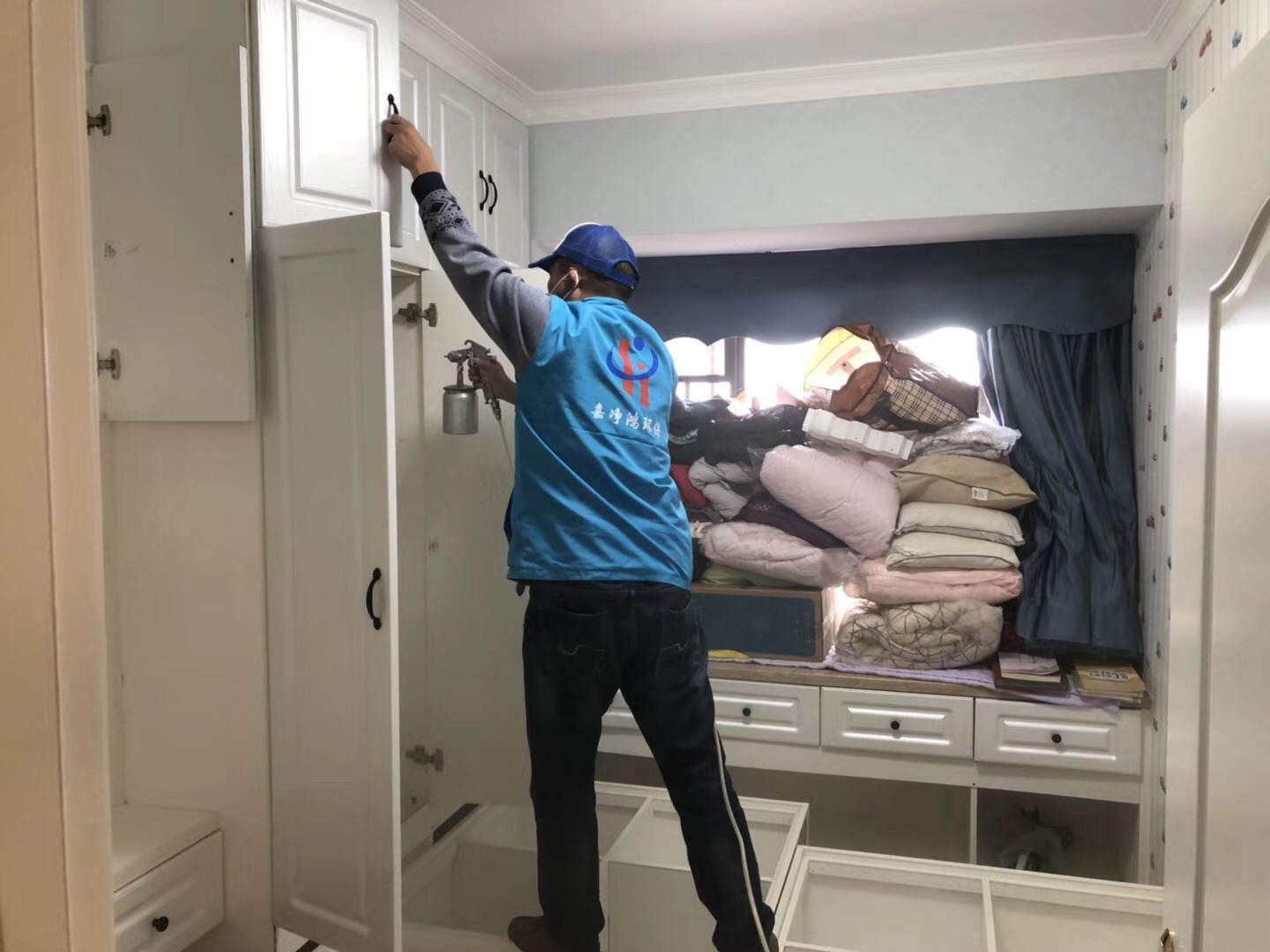 武漢市嘉凈鴻環(huán)?？萍加邢薰? style=