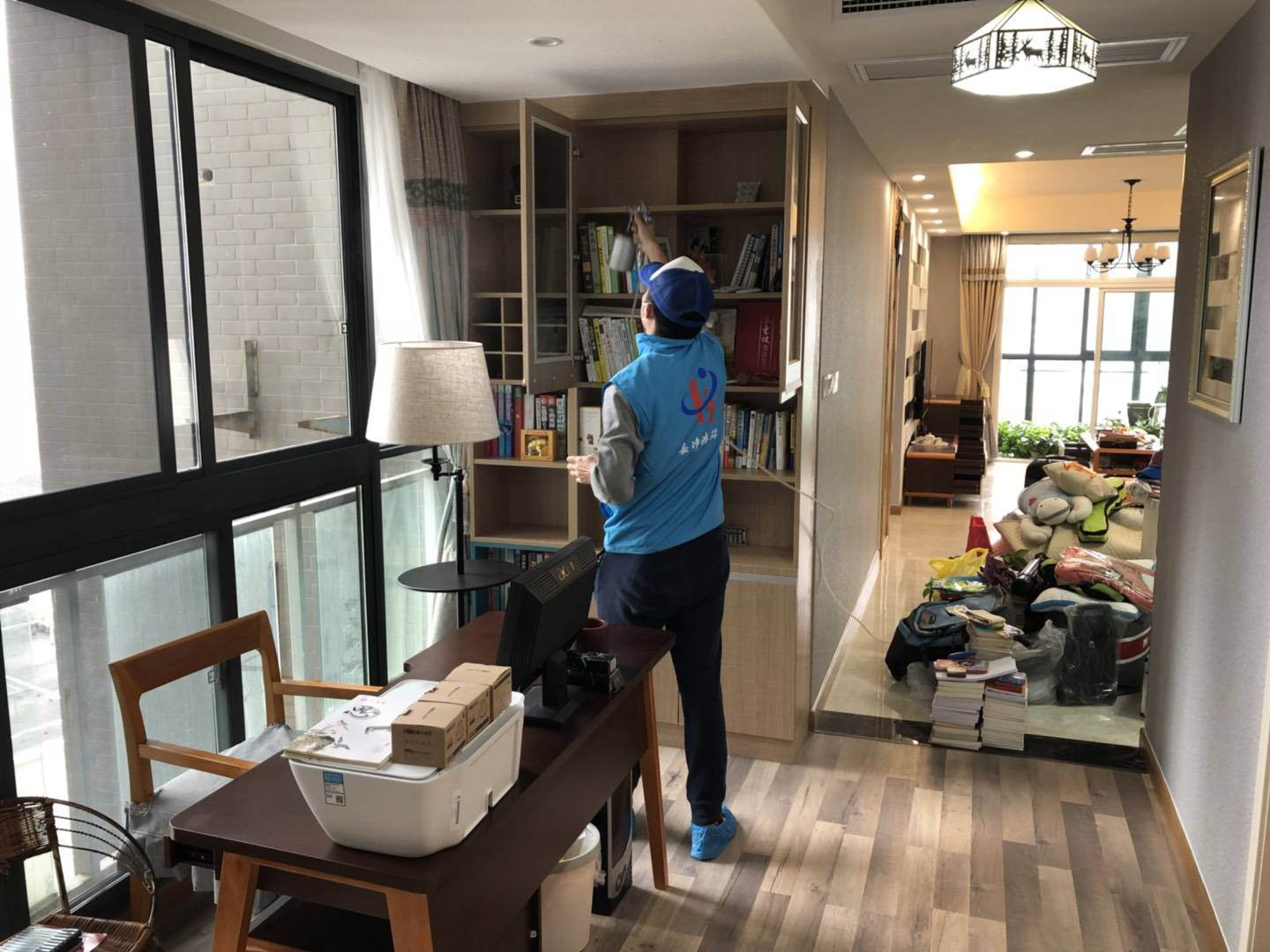 武漢市嘉凈鴻環(huán)?？萍加邢薰? style=