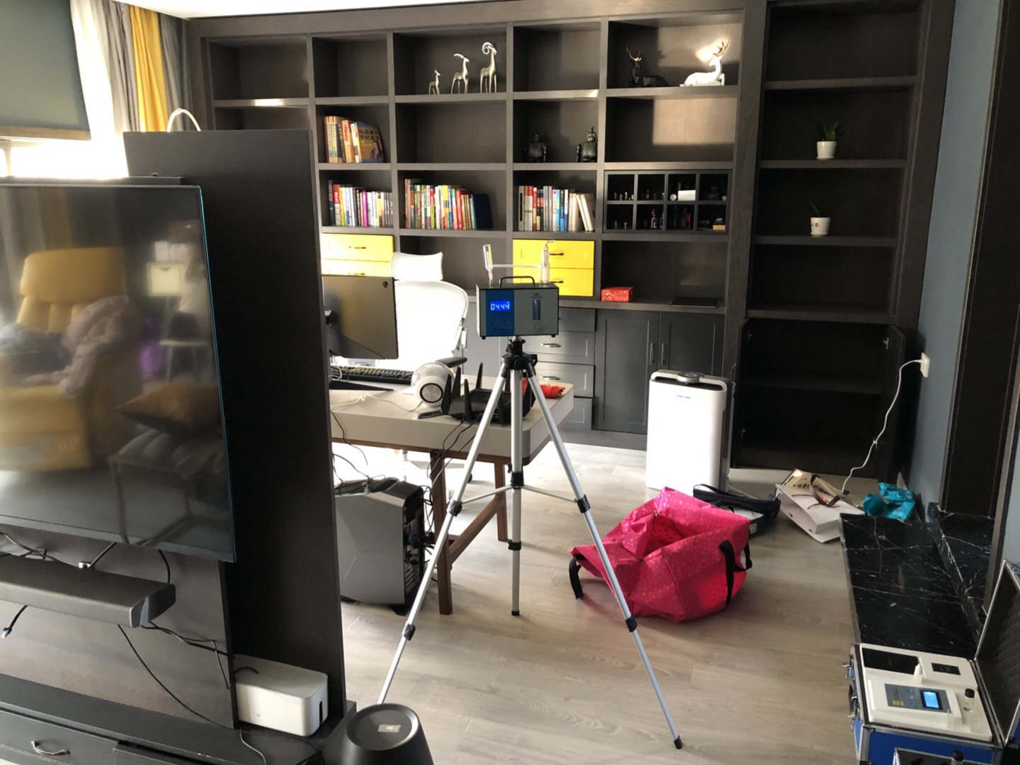 武漢市嘉凈鴻環(huán)?？萍加邢薰? style=