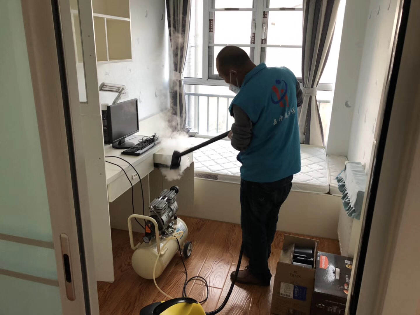 武漢市嘉凈鴻環(huán)?？萍加邢薰? style=