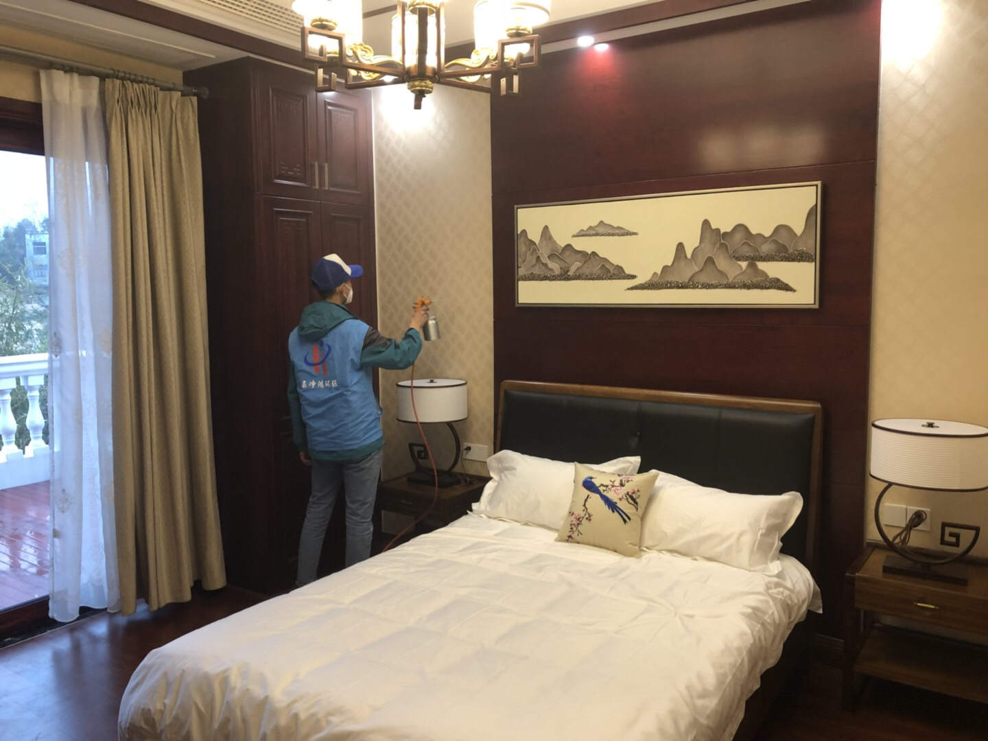 武漢市嘉凈鴻環(huán)?？萍加邢薰? style=