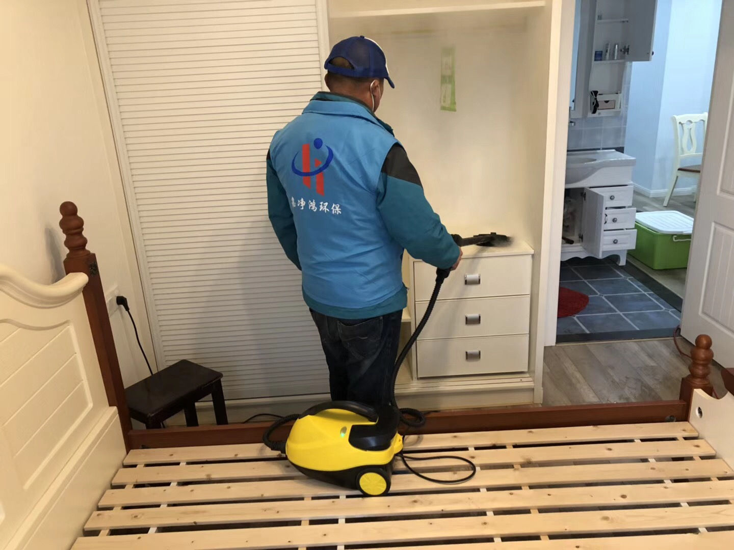 武漢市嘉凈鴻環(huán)?？萍加邢薰? style=