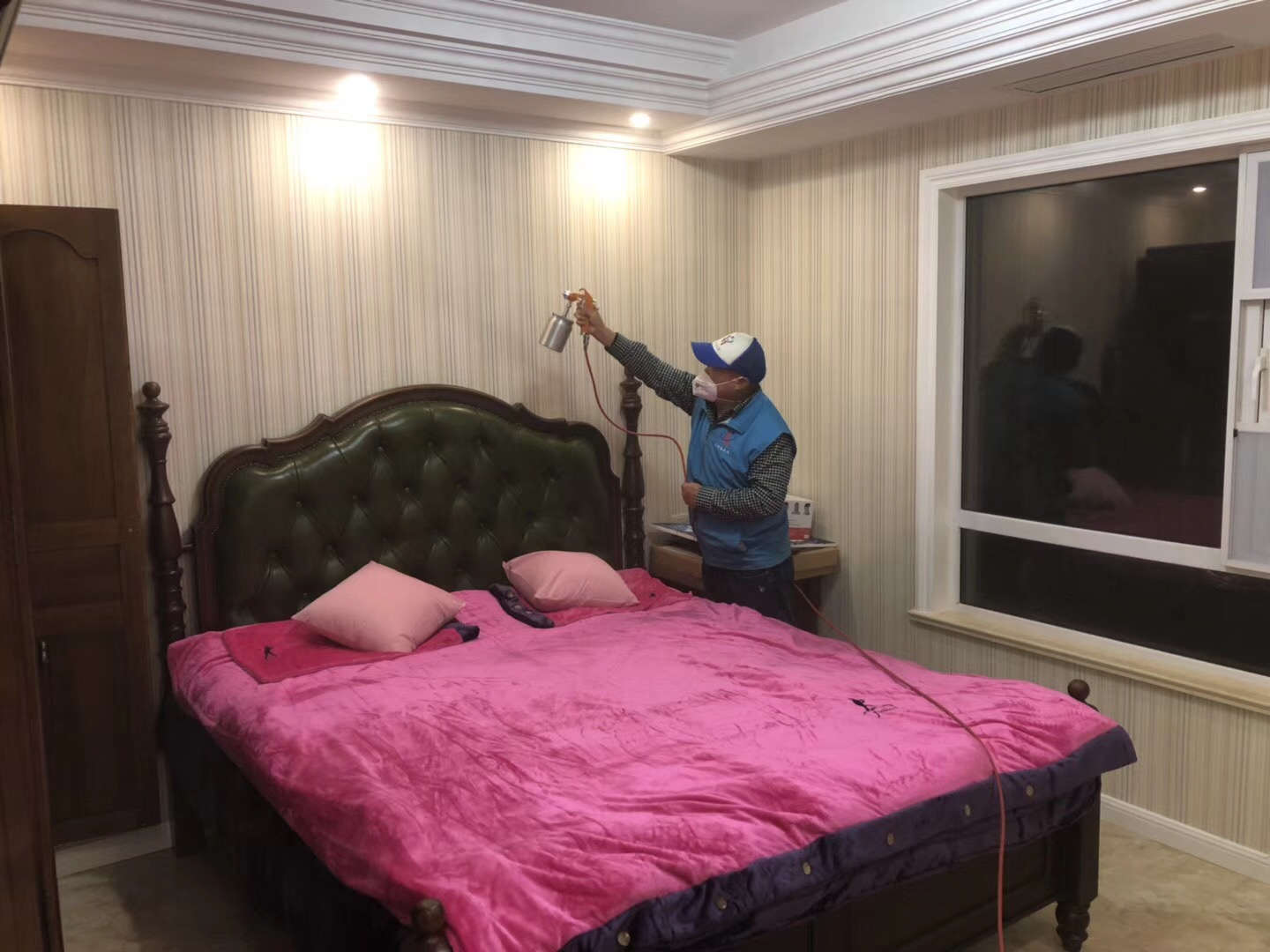 武漢市嘉凈鴻環(huán)?？萍加邢薰? style=