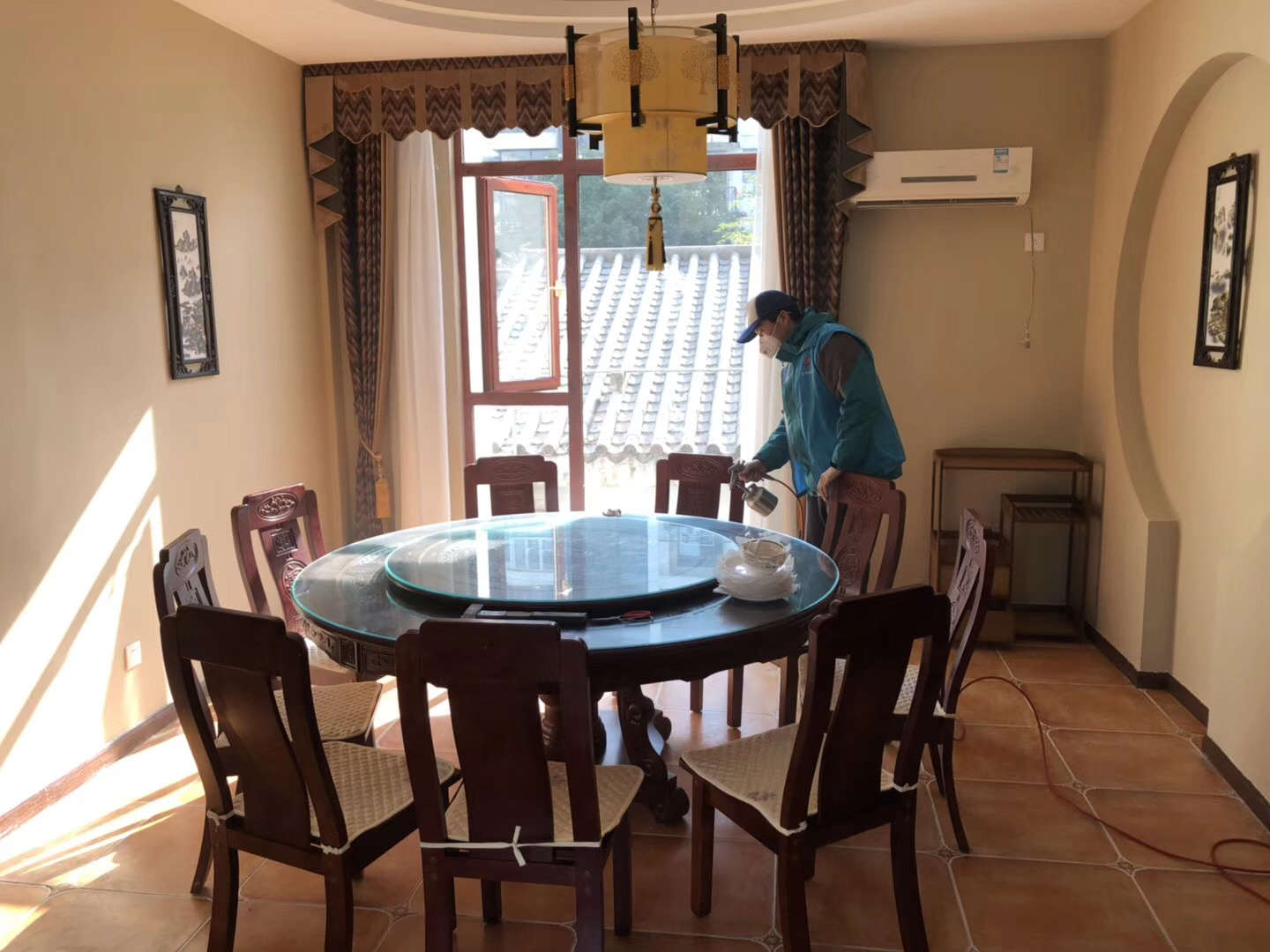 武漢市嘉凈鴻環(huán)?？萍加邢薰? style=