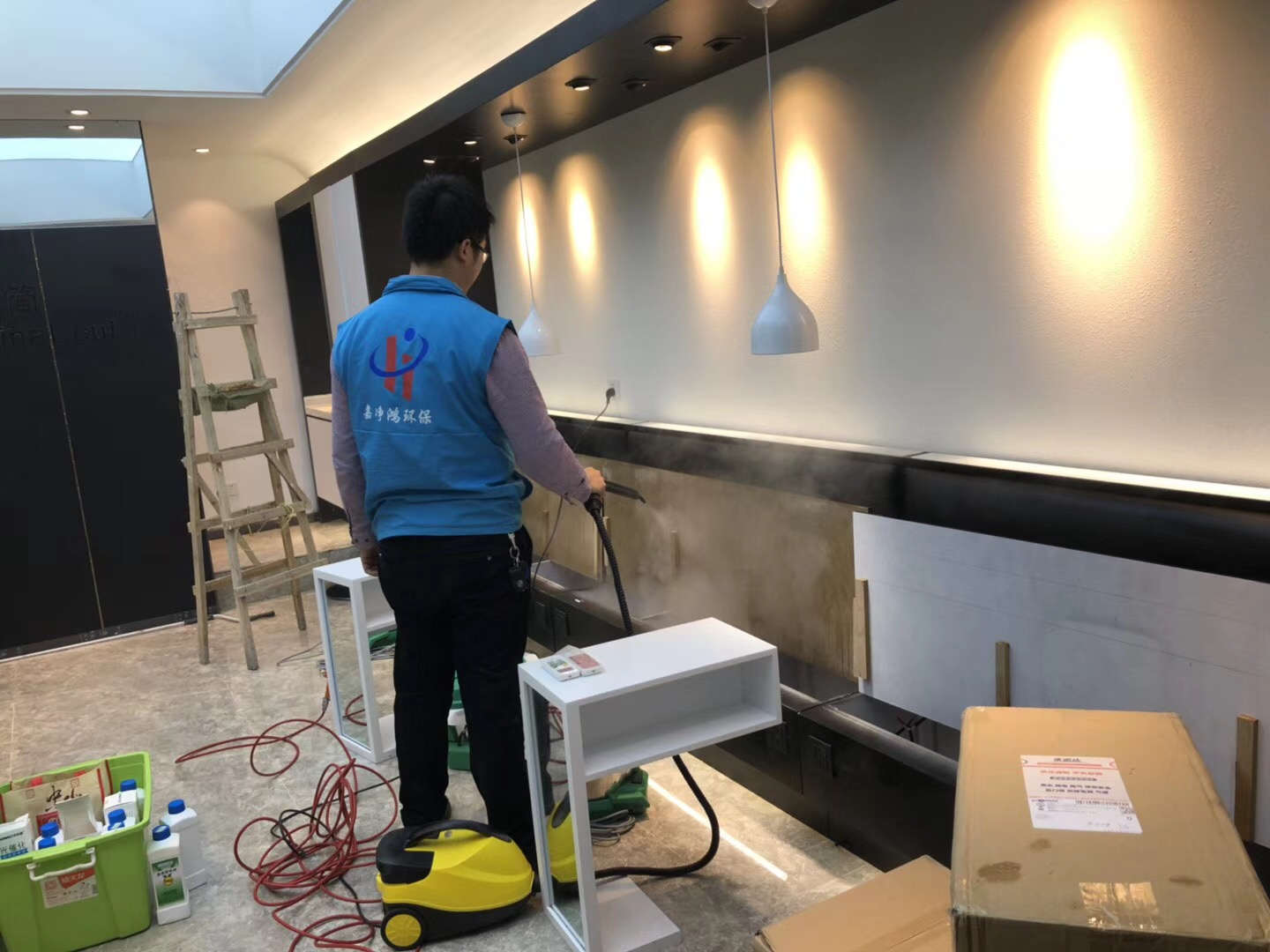 武漢市嘉凈鴻環(huán)?？萍加邢薰? style=