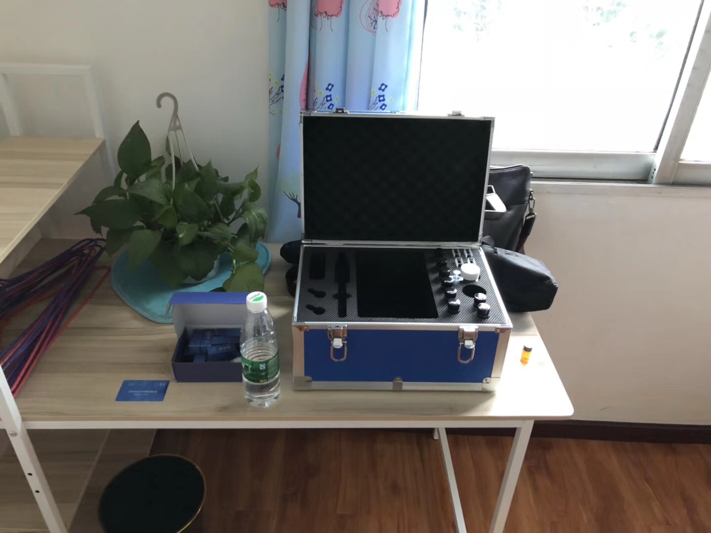 武漢市嘉凈鴻環(huán)?？萍加邢薰? style=