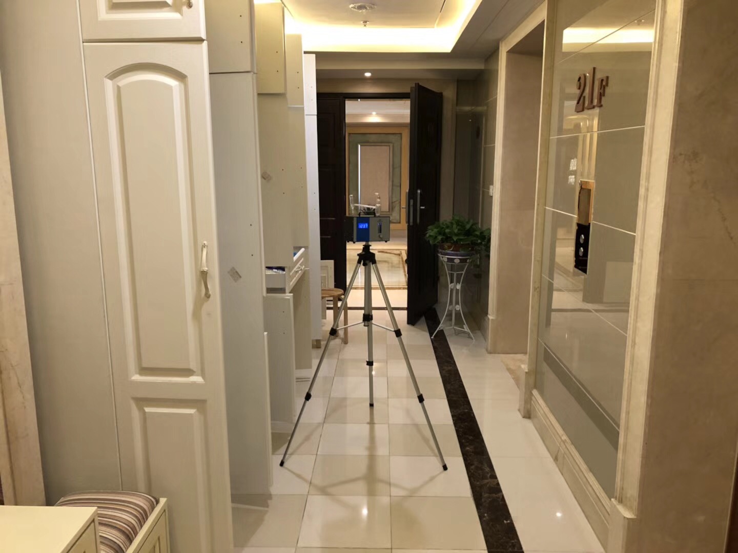 武漢市嘉凈鴻環(huán)?？萍加邢薰? style=