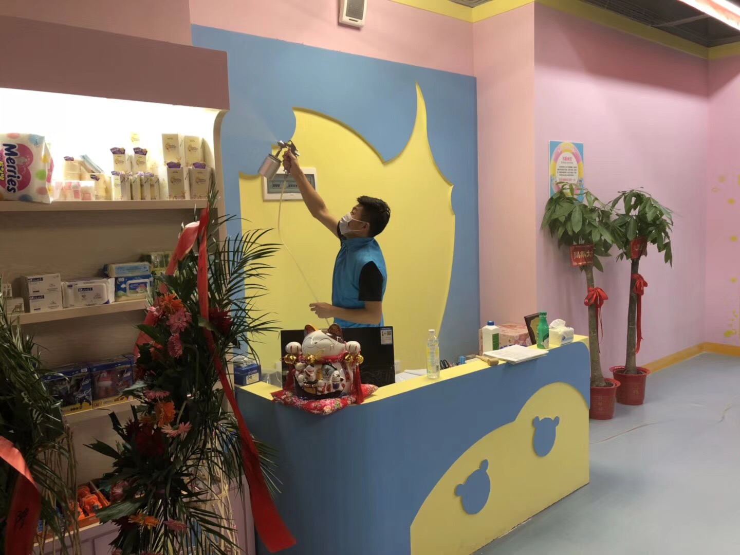 武漢市嘉凈鴻環(huán)?？萍加邢薰? style=