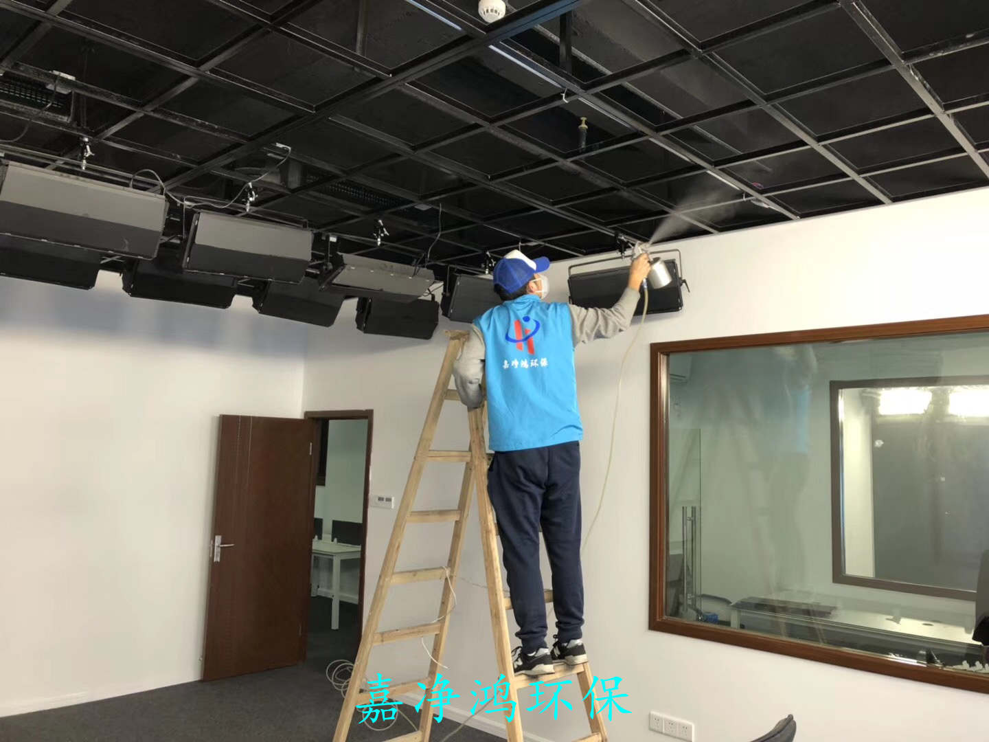 武漢市嘉凈鴻環(huán)?？萍加邢薰? style=