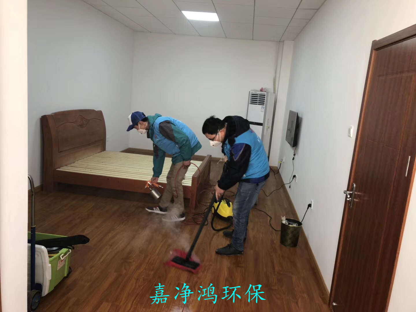 武漢市嘉凈鴻環(huán)?？萍加邢薰? style=