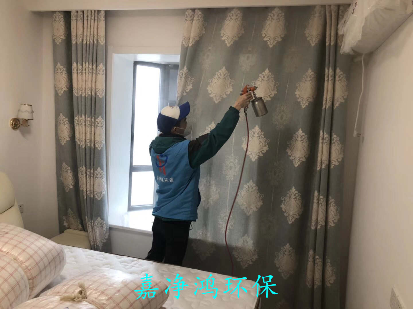 武漢市嘉凈鴻環(huán)?？萍加邢薰? style=