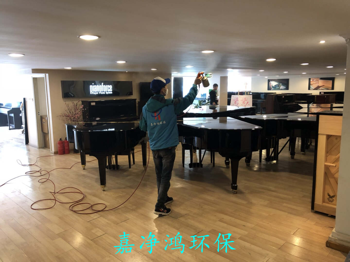 武漢市嘉凈鴻環(huán)?？萍加邢薰? style=