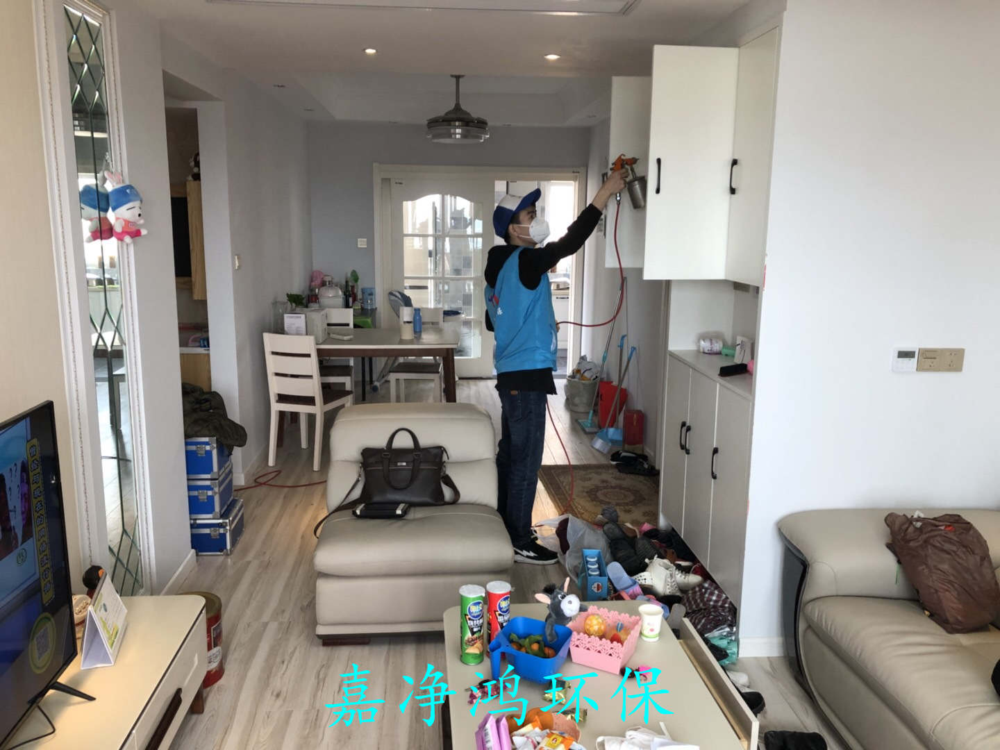 武漢市嘉凈鴻環(huán)?？萍加邢薰? style=