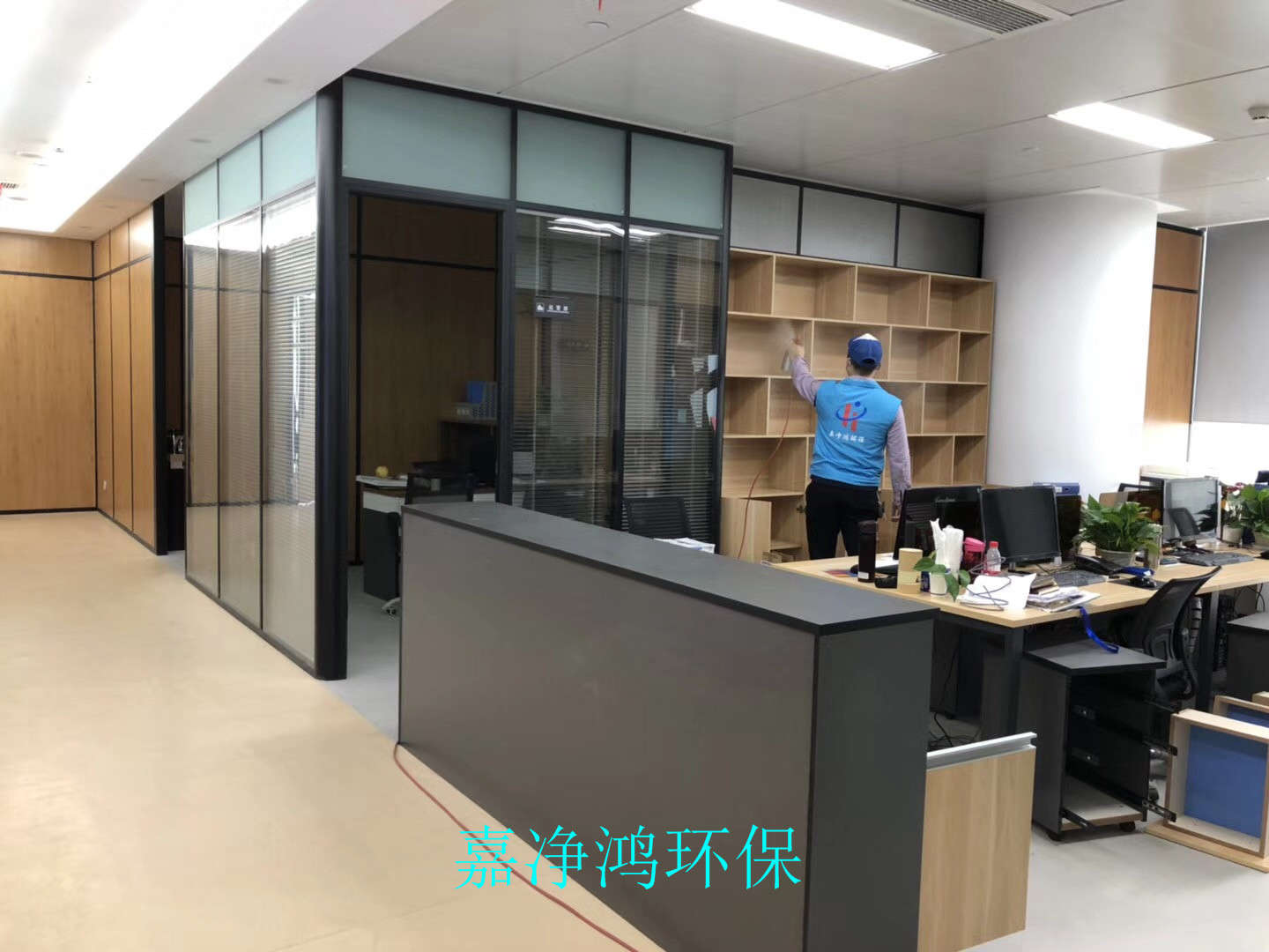 武漢市嘉凈鴻環(huán)?？萍加邢薰? style=